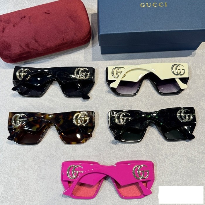 Blue light blocking sunglasses with the box and case ,G25-1755-1759
