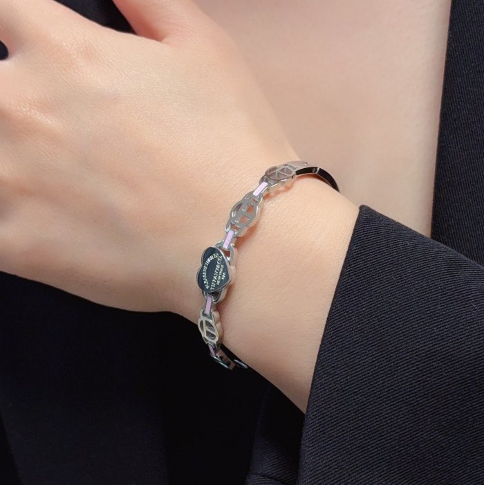 Bracelet jewelry ,with box,  J25-158