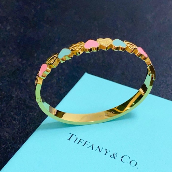 Bracelet jewelry ,with box,  J25-157