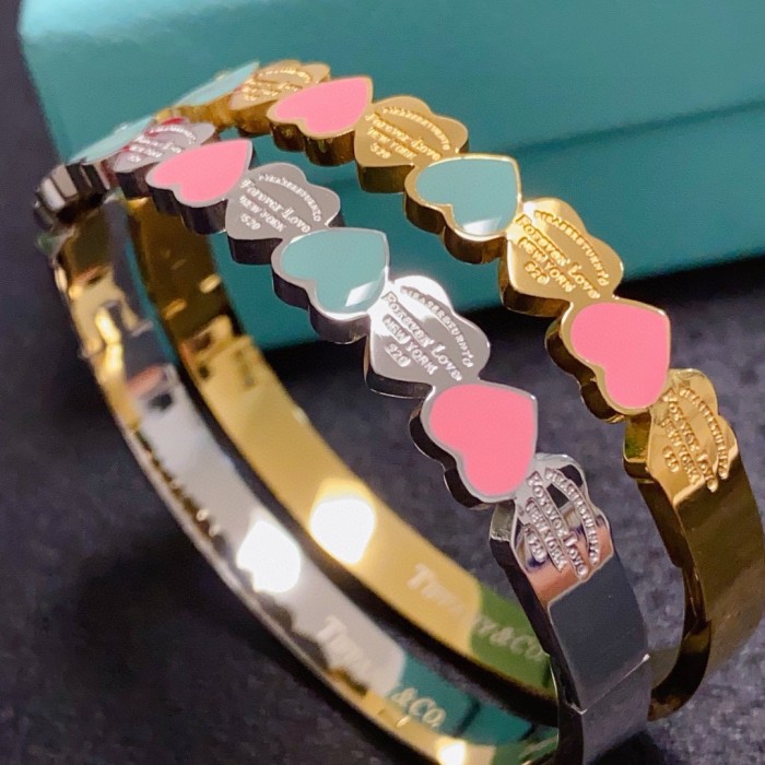 Bracelet jewelry ,with box,  J25-157