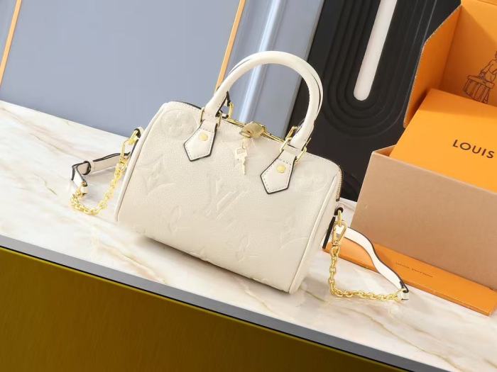 Split leather bag ,4A ,no box,  B88-270