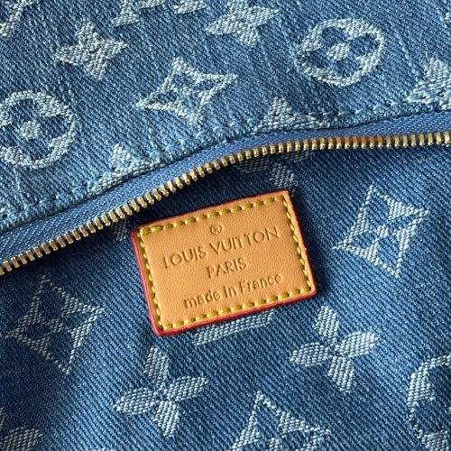 Split leather denim bag ,5A ,size 24.5x13.5x6.5cm,no box,  B88-275