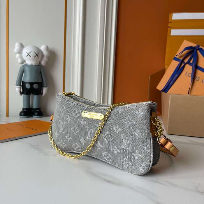 Split leather denim bag ,5A ,size 24.5x13.5x6.5cm,no box,  B88-274