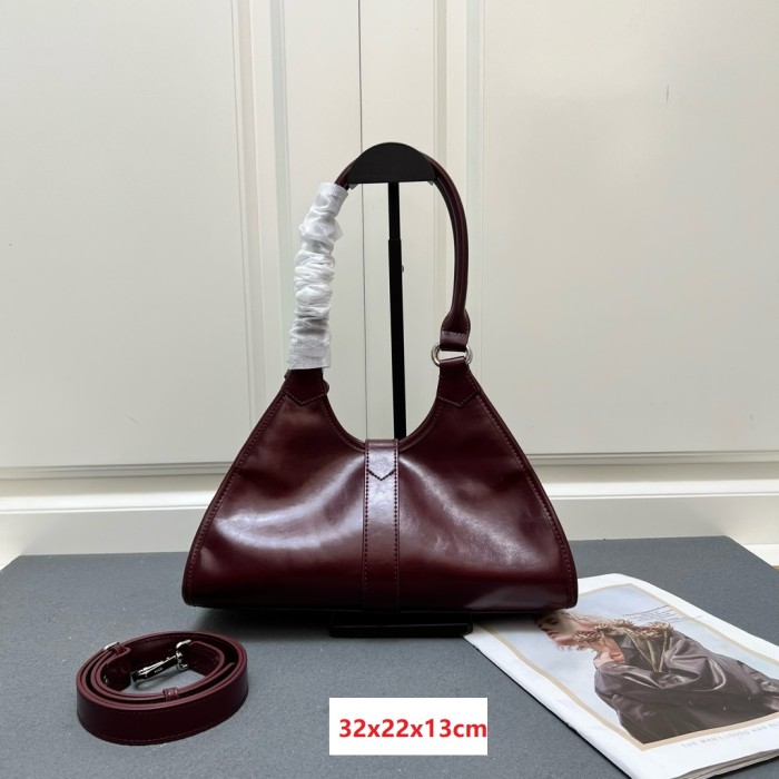 Leather bag ,5A ,size 32x22x13cm,no box,  B110-293