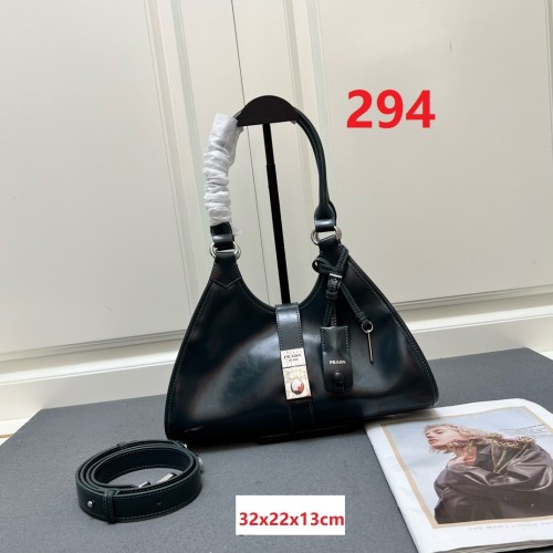 Leather bag ,5A ,size 32x22x13cm,no box,  B110-294