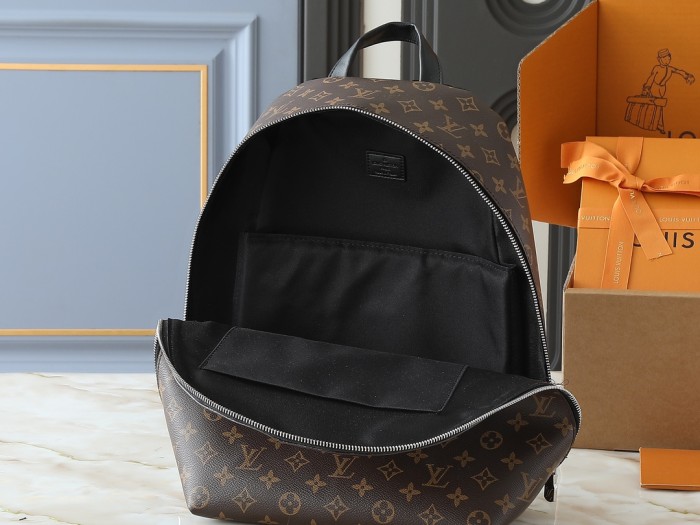 Leather bag ,5A ,size 38x13x28cm,no box,  B110-306-309