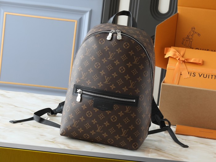 Leather bag ,5A ,size 38x13x28cm,no box,  B110-306-309