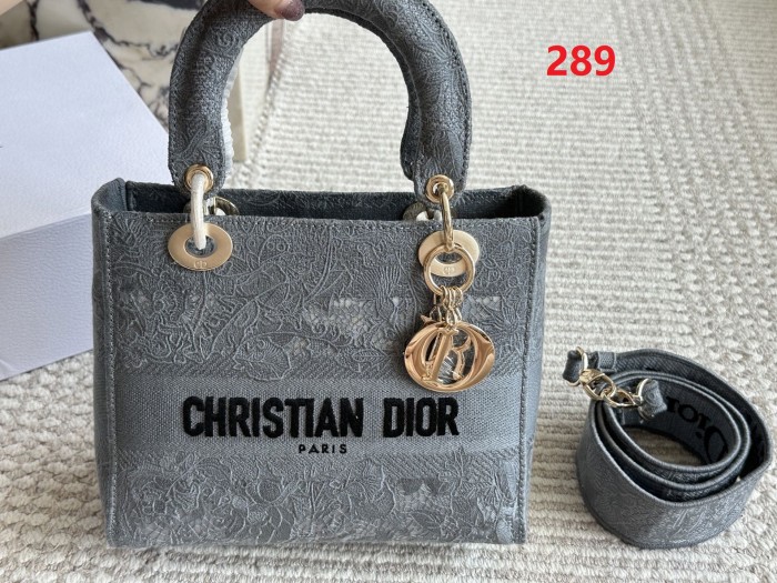 Leather canvas  bag ,5A ,size 24x20cm,no box,  B110-289