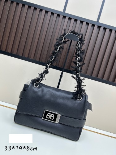 Leather bag ,5A ,size 33x19x8cm,no box,  B130-77