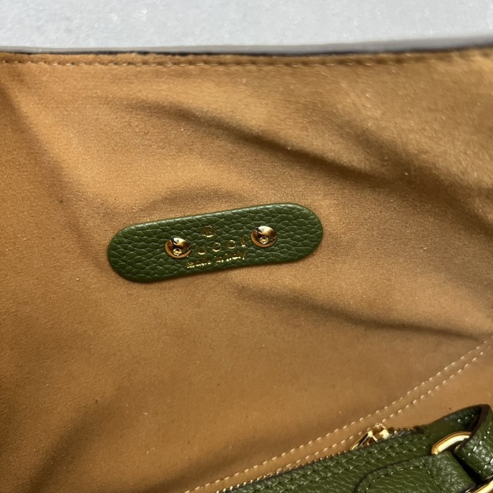 Leather bag ,5A ,size 27.5x21x16cm,no box,  B110-328