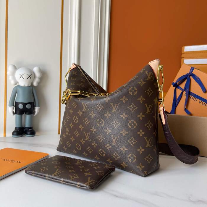 Leather bag ,5A ,size 38x33x10cm,no box,  B110-315
