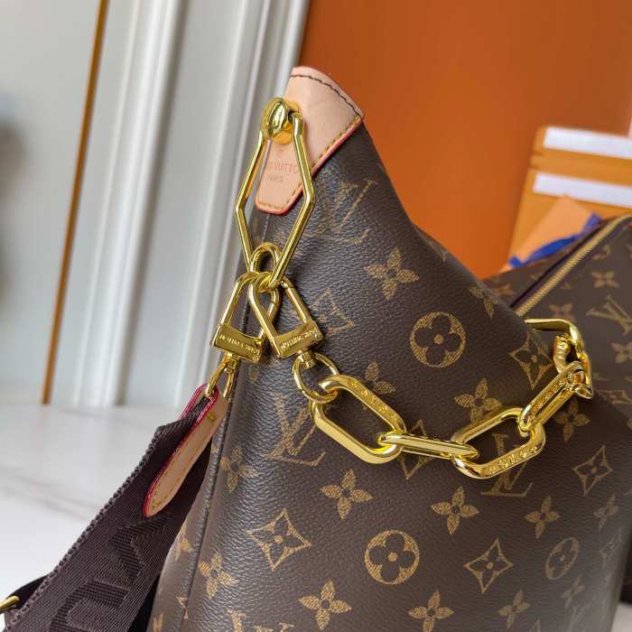 Leather bag ,5A ,size 38x33x10cm,no box,  B110-315