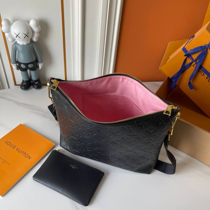 Leather bag ,5A ,size 38x33x10cm,no box,  B110-311