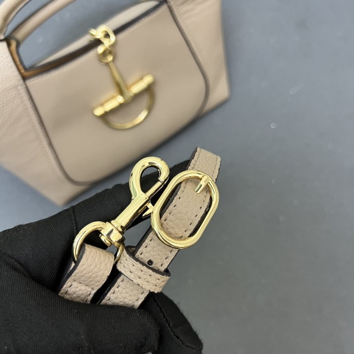 Leather bag ,5A ,size 27.5x21x16cm,no box,  B110-331