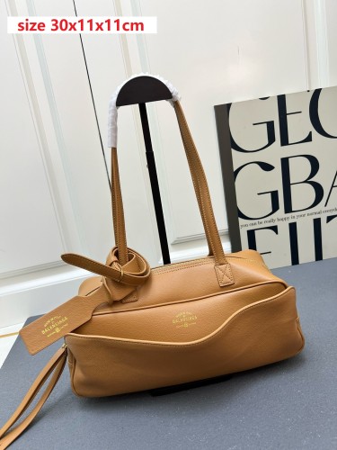 Leather bag ,5A ,size 30x11x11cm,no box,  B130-87