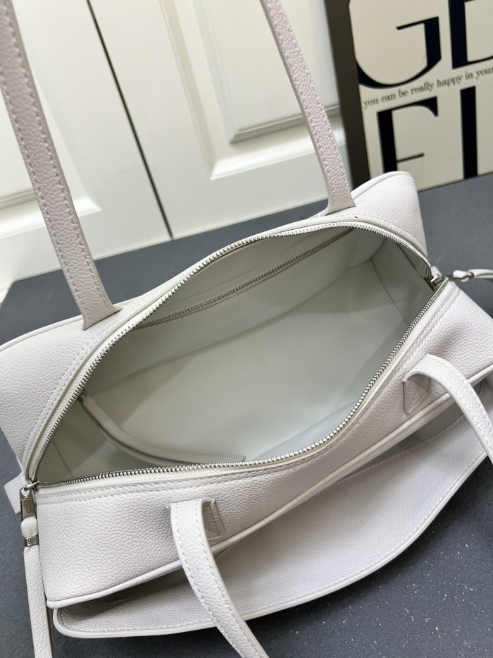 Leather bag ,5A ,size 30x11x11cm,no box,  B130-84