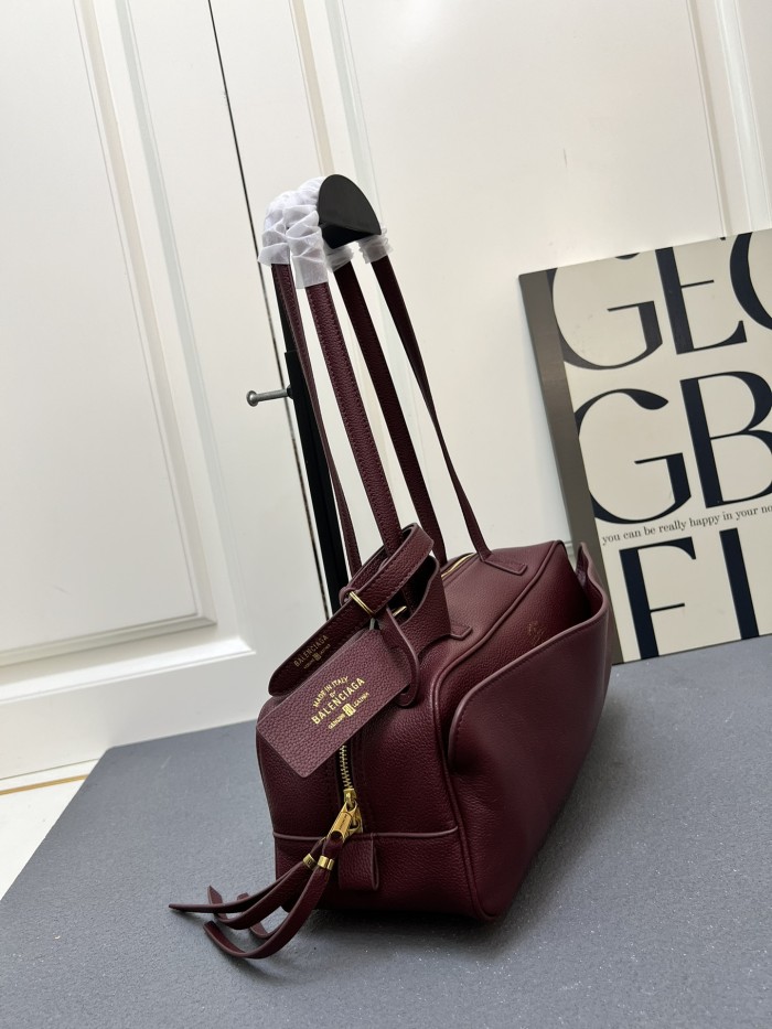 Leather bag ,5A ,size 30x11x11cm,no box,  B130-85
