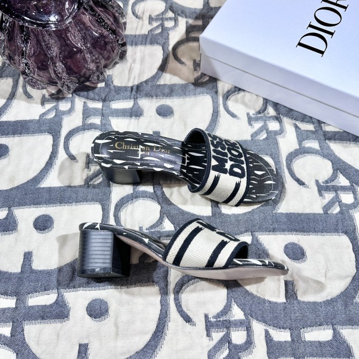 Women heel slipper shoes,  size 35-42, SS50-1789
