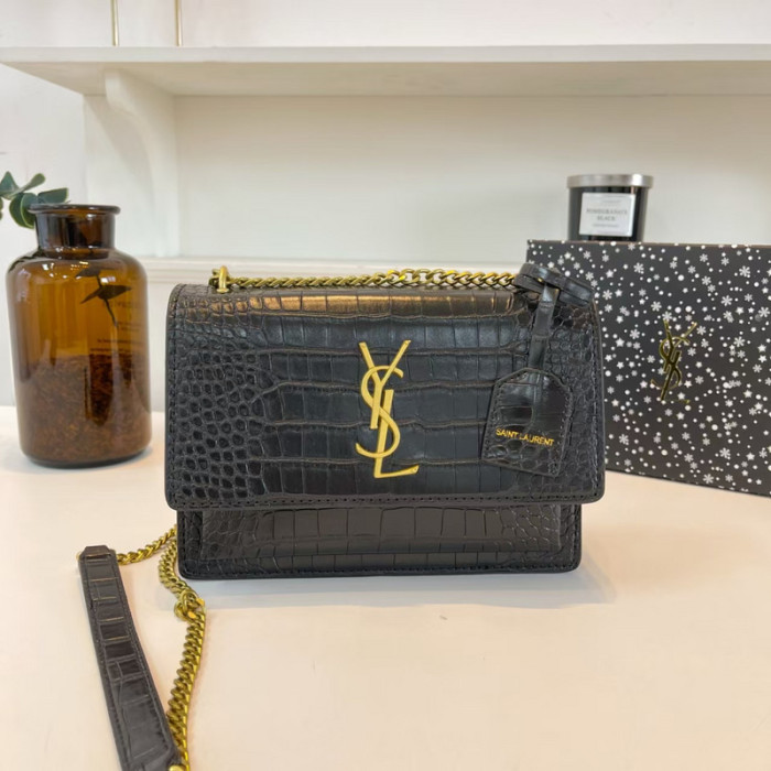 PU leather bag ,budget ,no box, size 22x16x7cm, B35-208-215