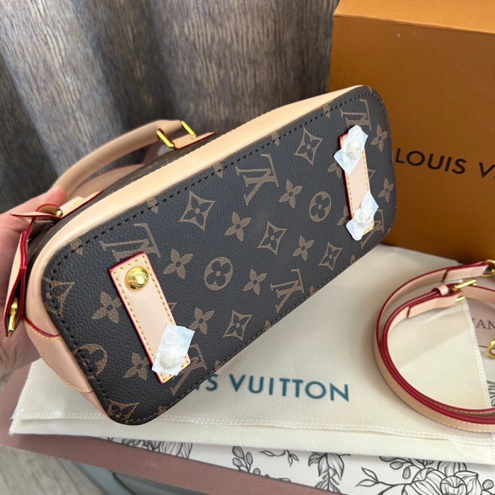 Split leather bag ,3A ,no box, size 24x18cm, B68-151-152