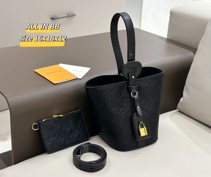 Split leather bag a set,3A ,no box,  B75-355