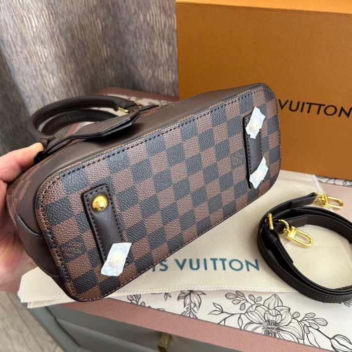 Split leather bag ,3A ,no box, size 24x18cm, B68-151-152