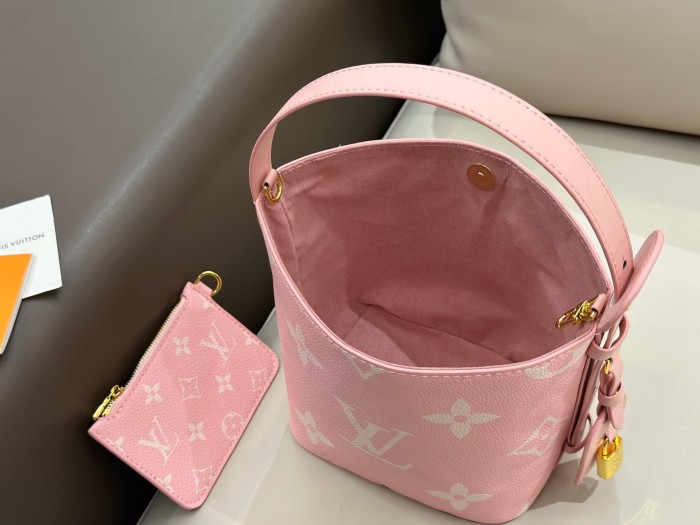 Split leather bag a set,3A ,no box,  B75-354