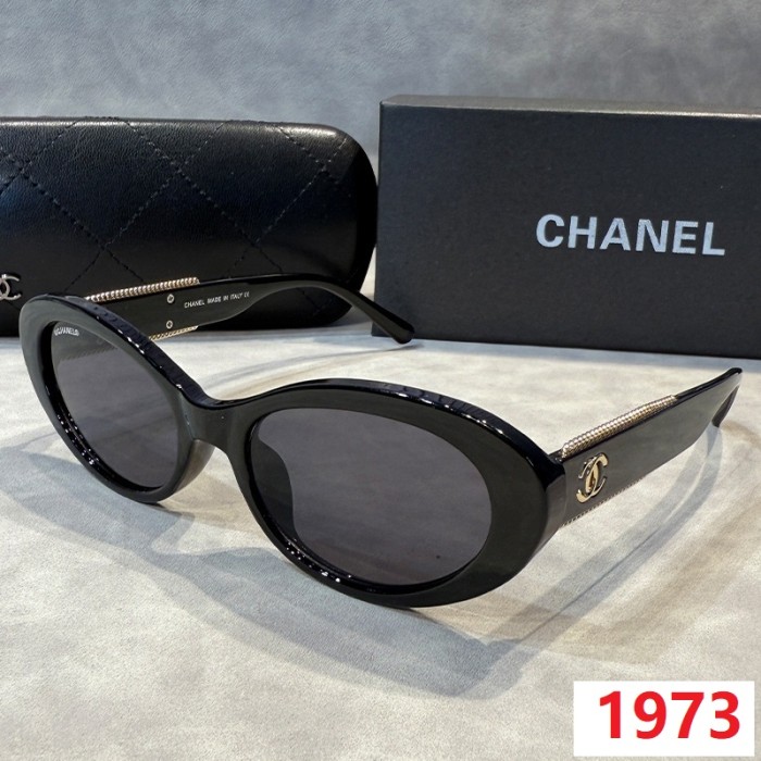 Blue light blocking sunglasses with the box and case ,G25-1968-1973