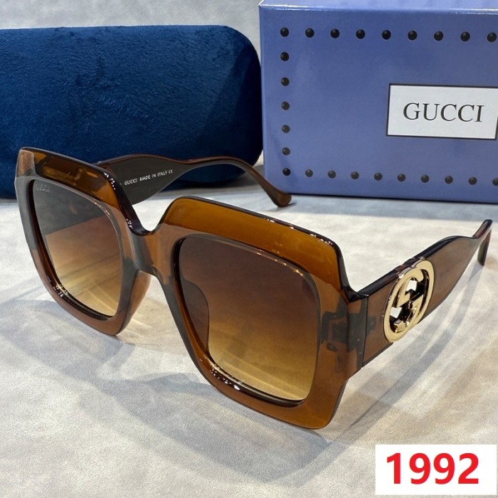 Blue light blocking sunglasses with the box and case ,G25-1990-1994