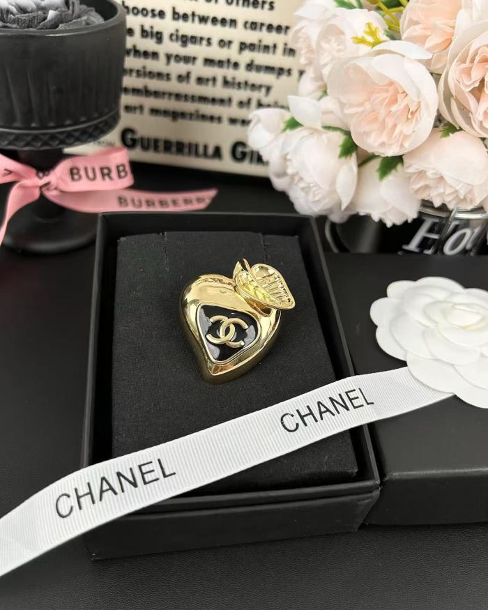 Broochjewelry ,with box,  J25-167