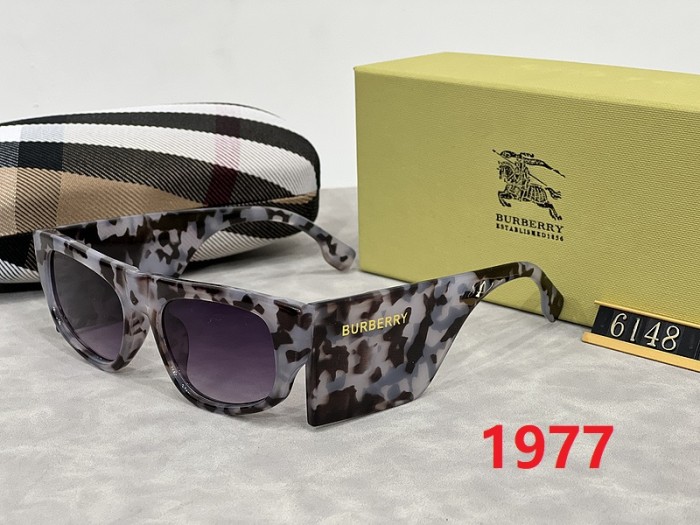 Blue light blocking sunglasses with the box and case ,G25-1974-1980