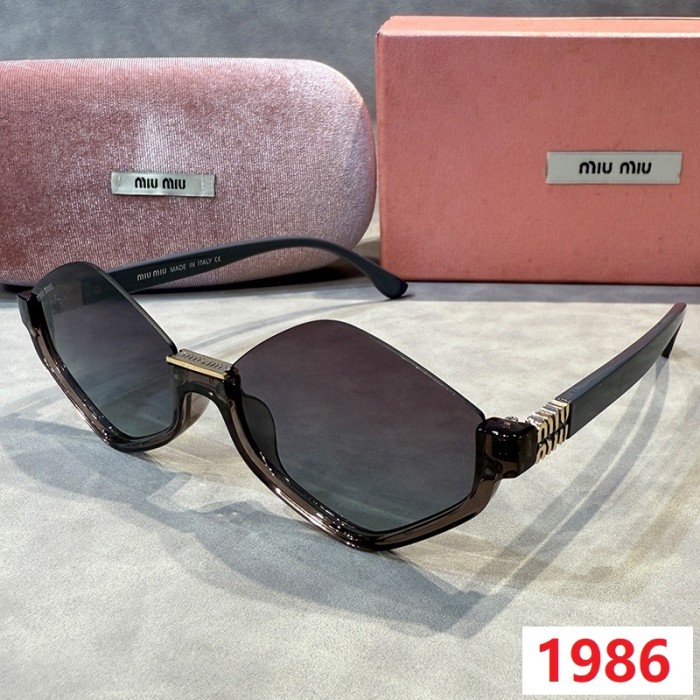Blue light blocking sunglasses with the box and case ,G25-1981-1989