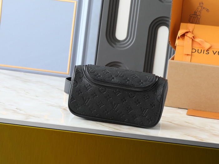 Split leather bag, 3A,size 20x9.3x28cm,no box,B68-159-163