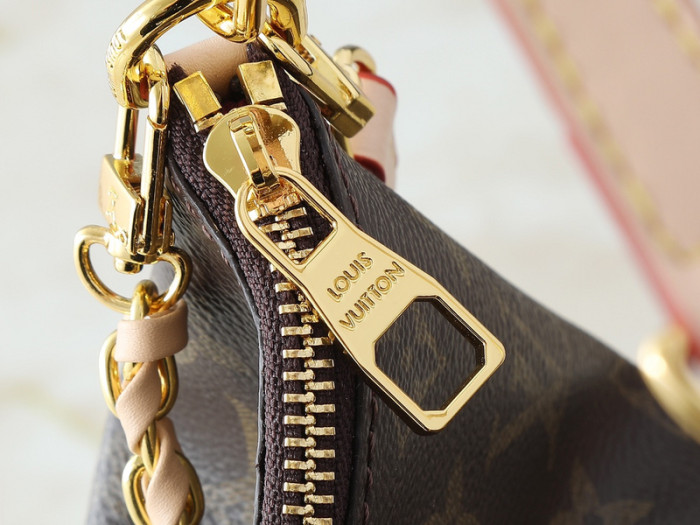 Split leather bag ,4A ,size 26x28x9.5cm,no box,  B75-372