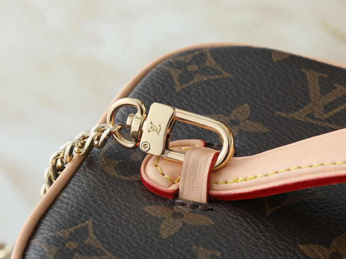 Split leather bag ,4A ,size 20x13.5x12cm,no box,  B80-159