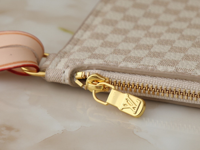 Split leather bag ,4A ,size 26c21x18cm,no box,  B80-166