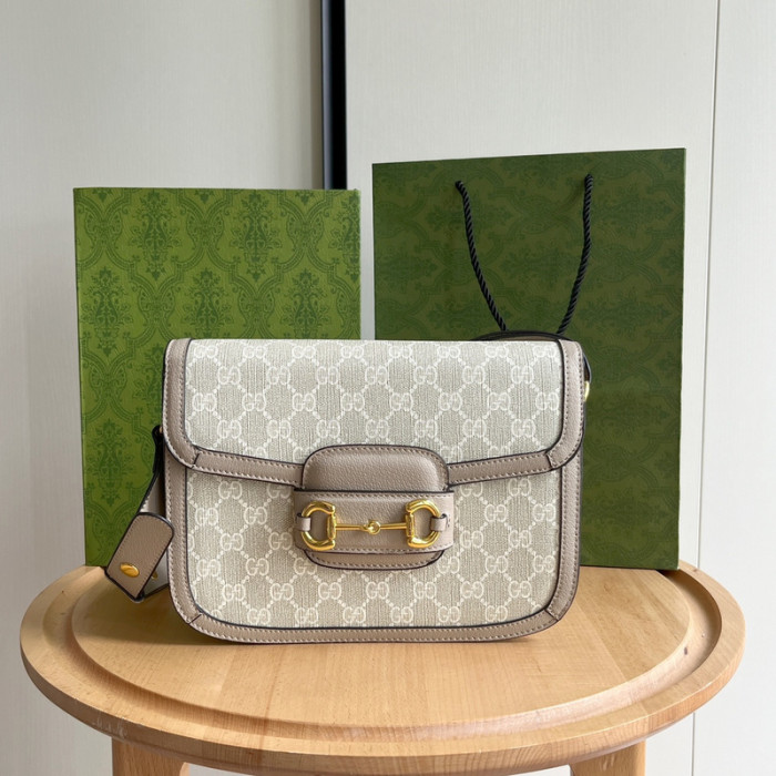 Leather bag ,5A ,size 25x18x8cm, no box,  B88-316