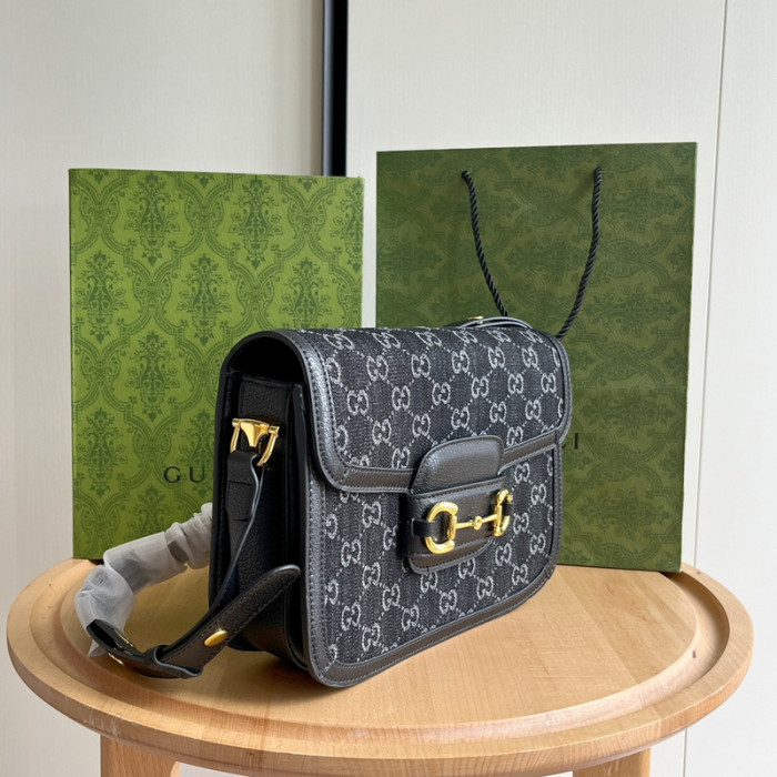 Leather bag ,5A ,size 25x18x8cm, no box,  B88-318