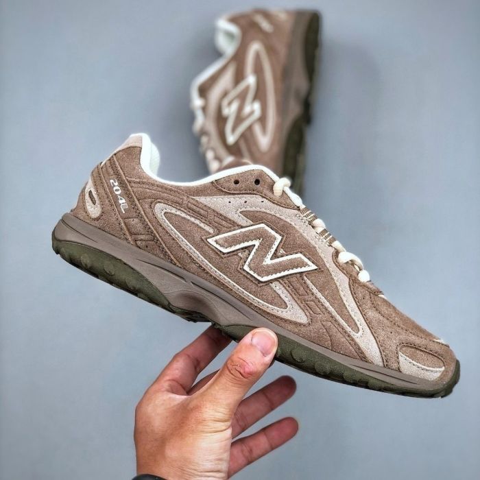 Women runner sneaker shoes,  with box,size 35-45，SS70-126