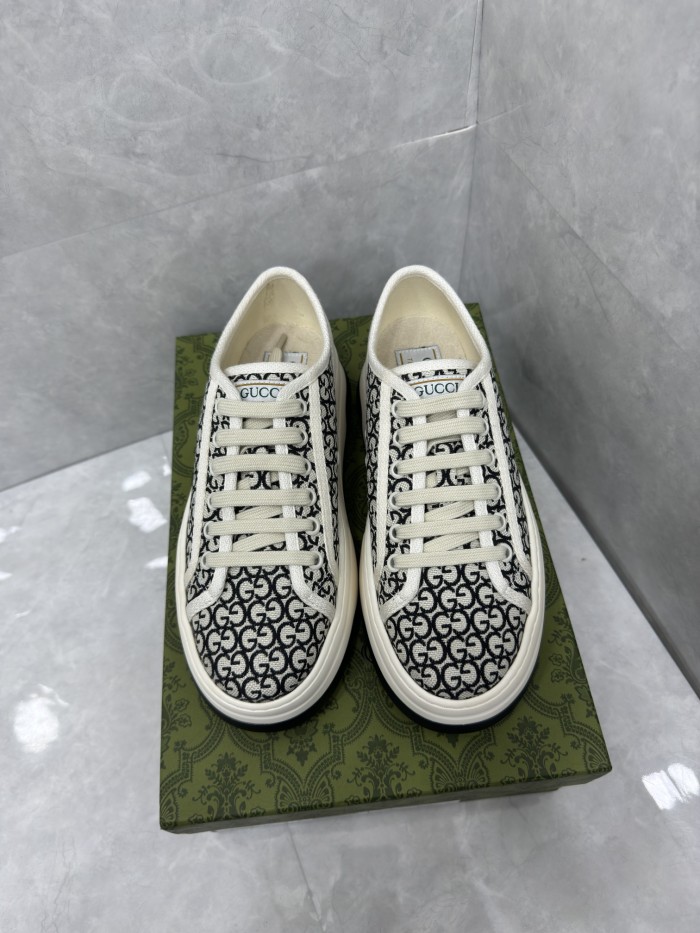 Women's men flat shoes,size 35-45, SS60-3371