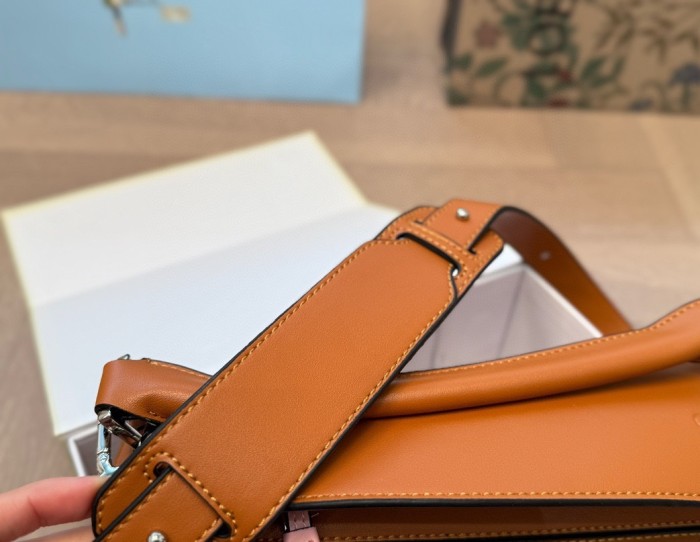Split leather bag ,4A ,size 24x15cm,no box,  B88-327