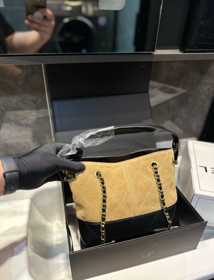 Split leather bag ,4A ,size 23x18cm,no box,  B75-387-388