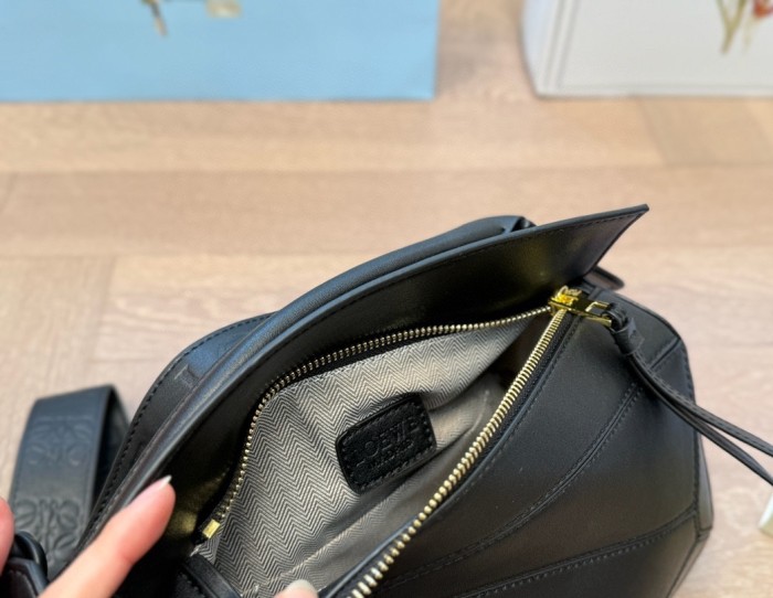 Split leather bag ,4A ,size 23x15cm,no box,  B88-328