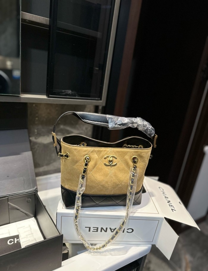 Split leather bag ,4A ,size 23x18cm,no box,  B75-387-388