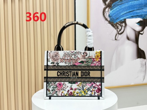 Canvas bag,4A ,size 26.5cm,no box,  B88-360