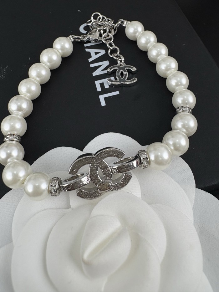 Bracelet jewelry ,with box,  J25-201