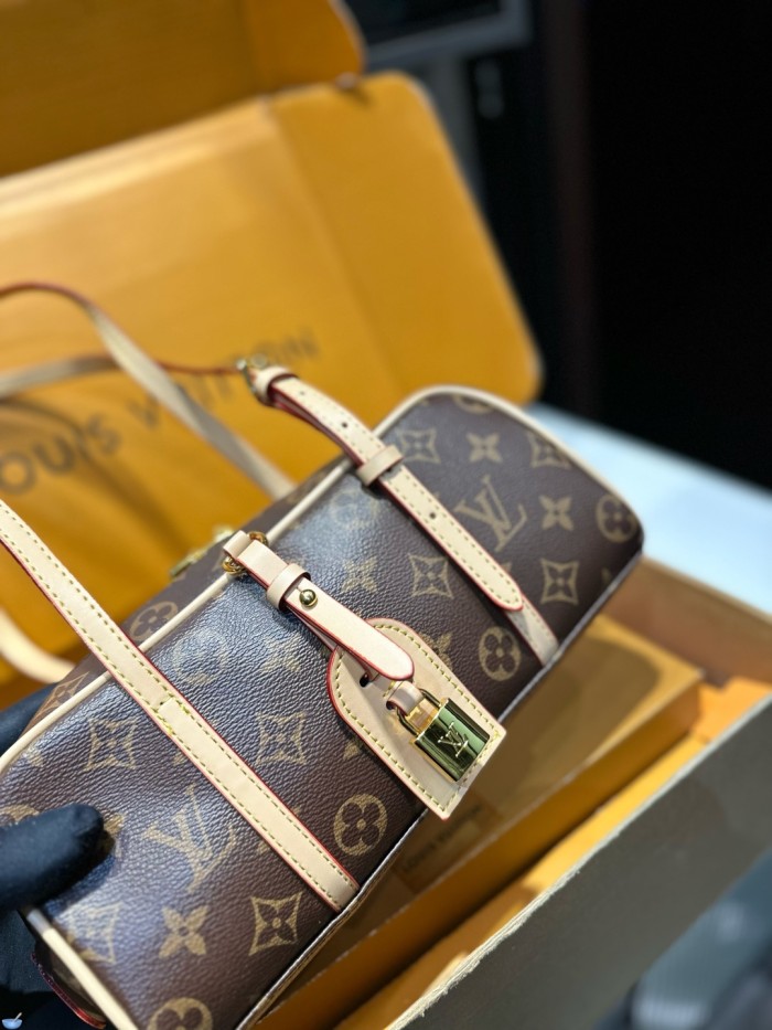 Split leather bag ,4A ,size 25x12cm,no box,  B75-385