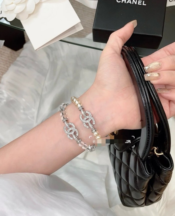Bracelet jewelry ,with box,  J25-201