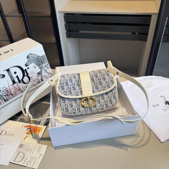 Split leather bag ,4A ,size 23x17x8cm,no box,  B88-362-363