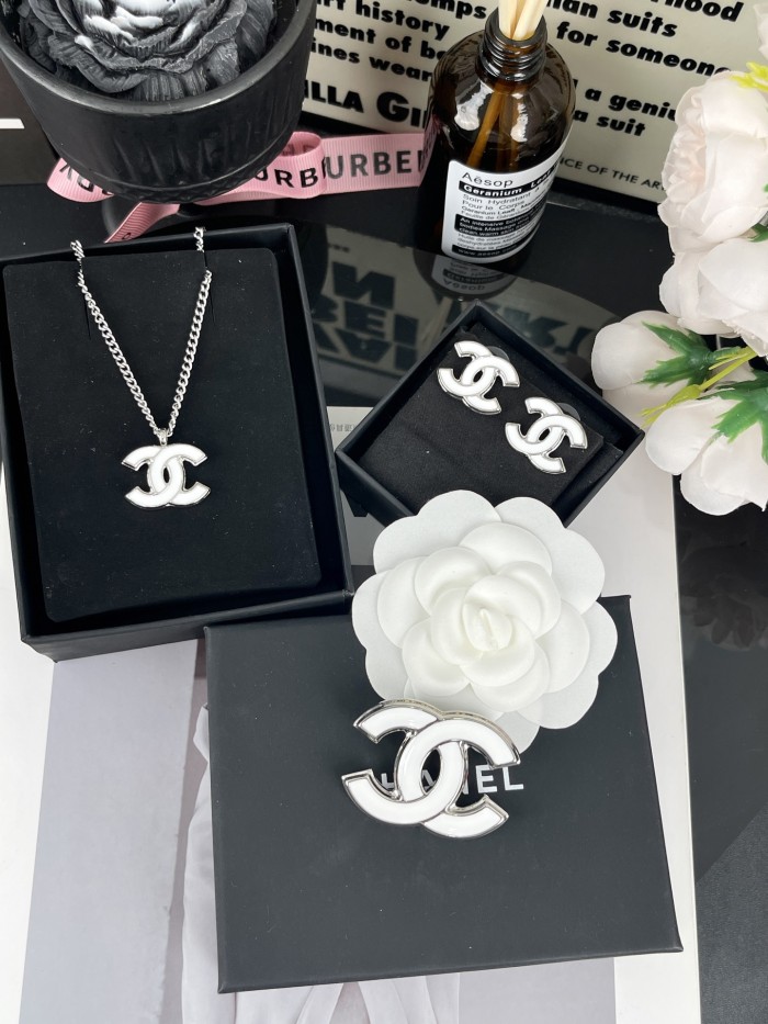 Earring brooch necklace jewelry ,with box,  J25-215
